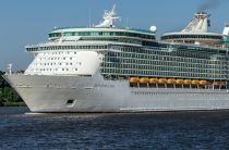 Navigator Of The Seas cruise ship (Royal Caribbean)