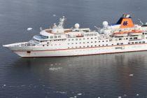 RCGS Resolute cruise ship (MS Hanseatic)