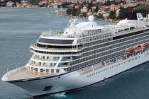 Crew tests positive for COVID-19 on Viking Cruises' Viking Star ship